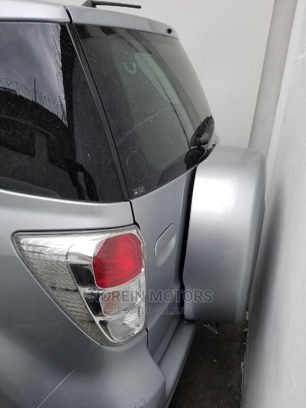 Daihatsu Be-Go 2015 - Silver Edition: Compact SUV for Everyday Adventures