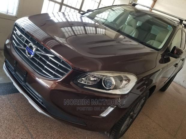 2015 Volvo XC60 Brown: Luxury SUV for Sale