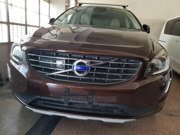 2015 Volvo XC60 Brown: Luxury SUV for Sale