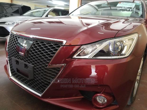 2015 Red Toyota Crown - Sophisticated, Stylish, and Powerful