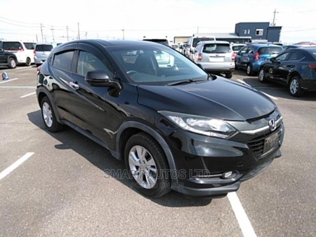 2015 Honda Vezel Black: Sophisticated SUV for a Great Price