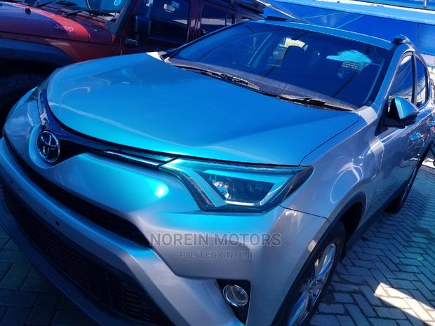 Used 2014 Toyota RAV4 Silver - High-Quality SUV at a Bargain Price