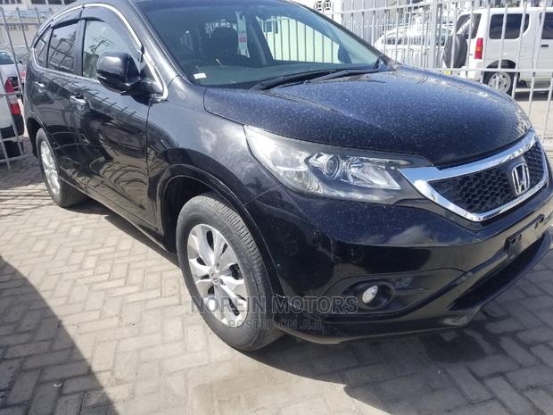 Black 2015 Honda CR-V: Premium SUV for Everyday Use
