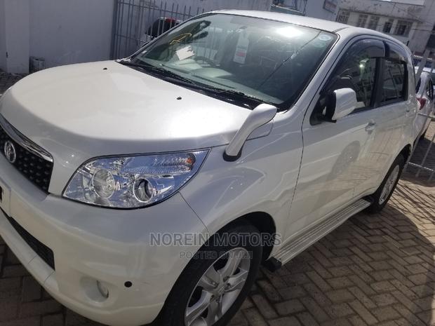 2015 Toyota Rush 1.5 AWD - White - Pre-owned