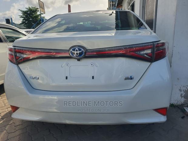 2016 Toyota Sai FWD 2.4 Hybrid - White