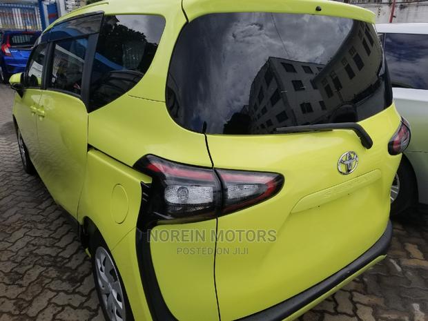 2015 Toyota Sienta 1.5 AWD 6-Seater in Yellow: Top-Quality Used Vehicle