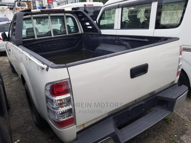 2014 White Ford Ranger: Stylish and Powerful Pickup Truck for Sale