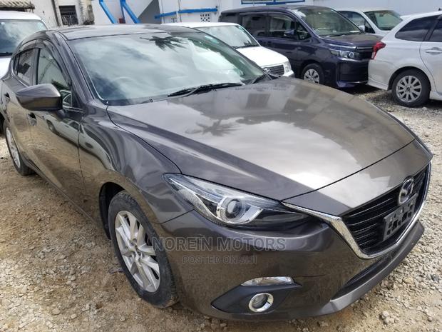 Used 2015 Mazda Axela Brown Wagon on the Market