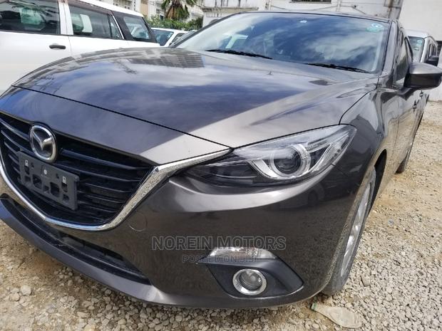 Used 2015 Mazda Axela Brown Wagon on the Market