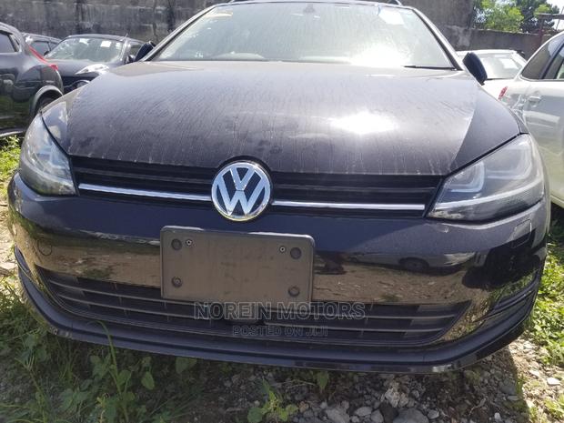 2015 Volkswagen Golf - Black Edition - Luxury and Performance