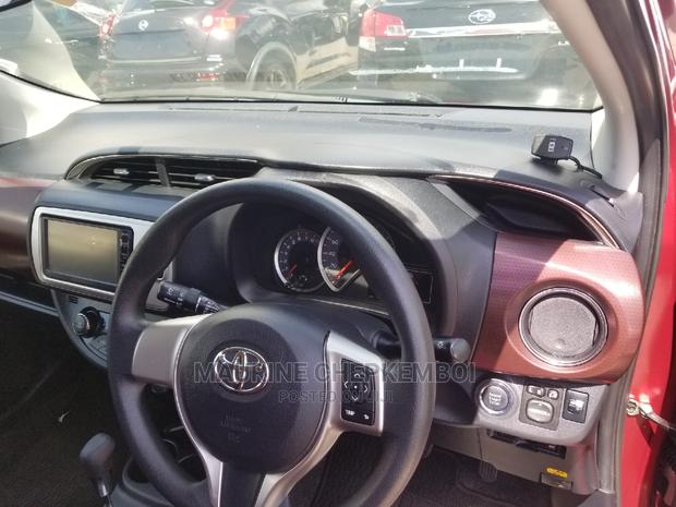 Toyota Vitz 1.3 FWD 3dr 2015 Red