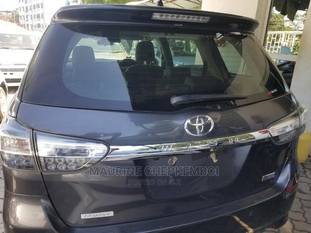 Toyota Wish 2015 Gray