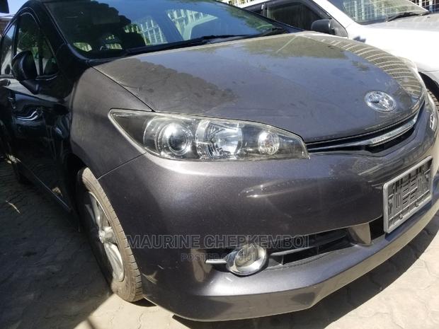Toyota Wish 2015 Gray
