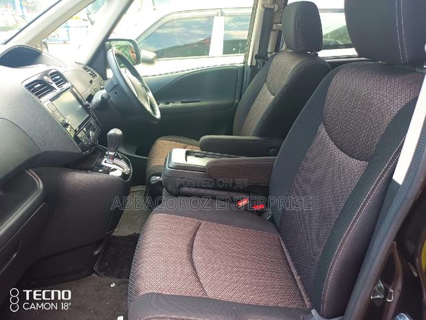 Nissan Serena 2015 Purple