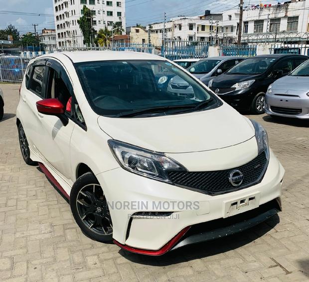 2016 Nissan Note in Off-White: A Fresh Take on Compact SUVs