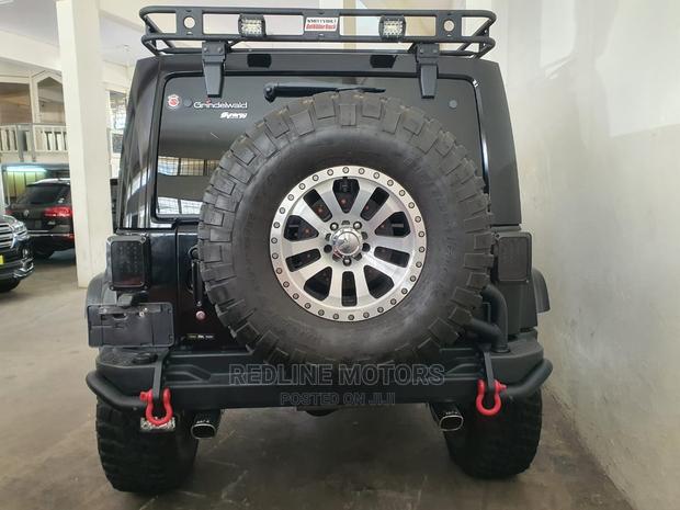 2016 Jeep Wrangler Black: Ready for your next off-road adventure!