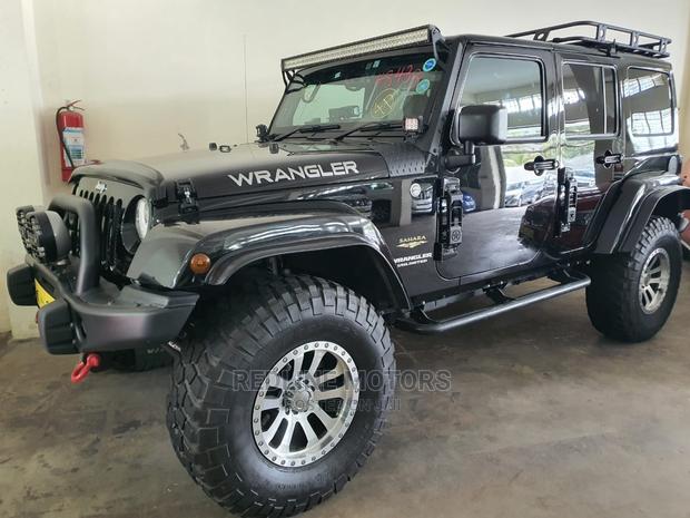 2016 Jeep Wrangler Black: Ready for your next off-road adventure!