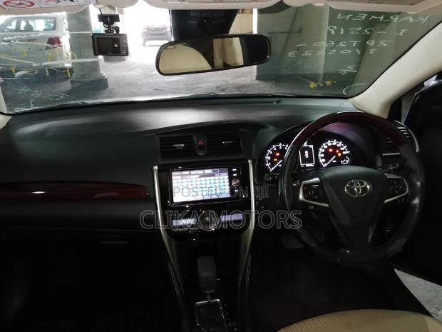 2017 Toyota Premio Gray - Comfortable and Efficient Sedan for Everyday Use