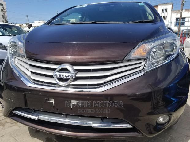 Brown Nissan Note 2015 - Smooth Drive, Great Value, and Stunning Exterior!
