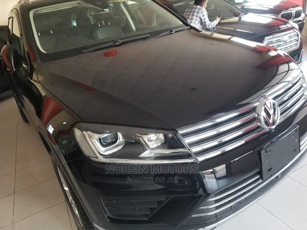 2015 Black Volkswagen Touareg V6 Lux AWD 4MOTION