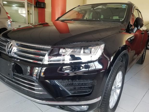 2015 Black Volkswagen Touareg V6 Lux AWD 4MOTION