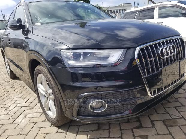 2014 Audi Q3 2.0 TFSI Quattro - Black Edition