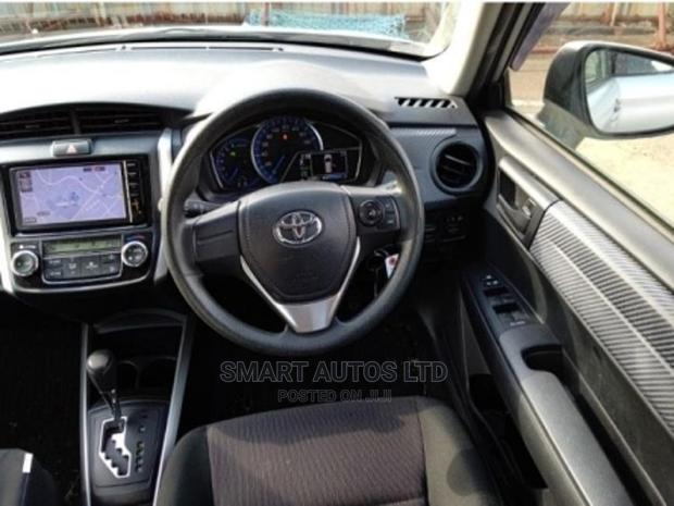 2015 Toyota Corolla Fielder - White, Excellent Condition
