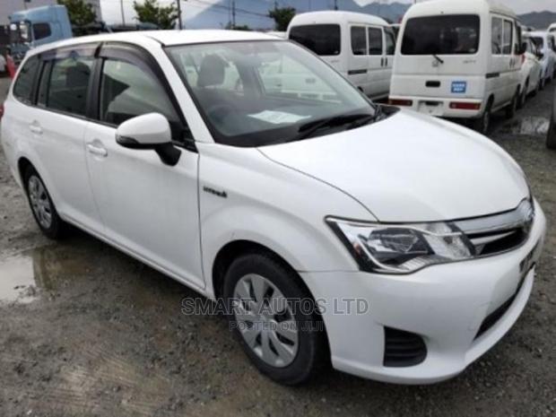 White 2015 Toyota Corolla Fielder - Exceptional Quality