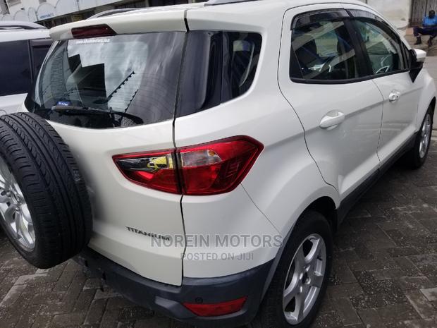 Pre-owned 2014 Ford Ecosport in White: Affordable Luxury