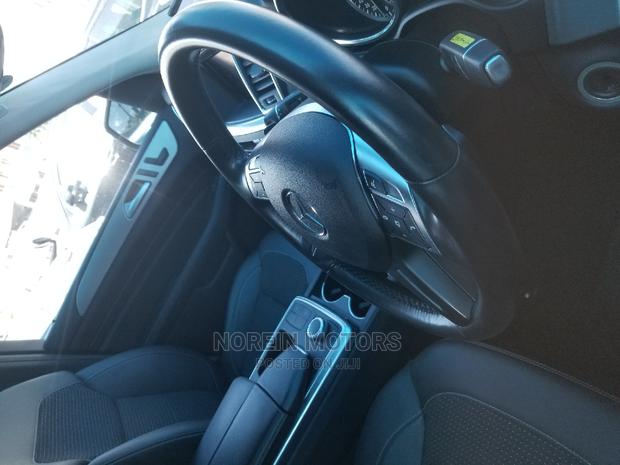 Sleek 2014 Mercedes-Benz M Class in Black - Certified Pre-owned