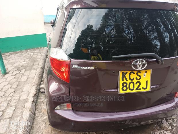 Toyota Ractis 1.3 FWD 2011 Purple