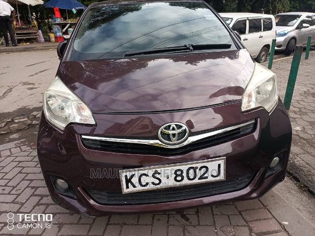 Toyota Ractis 1.3 FWD 2011 Purple
