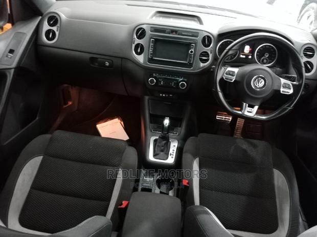 Volkswagen Tiguan 2016 - White, Sleek & Technologically Advanced