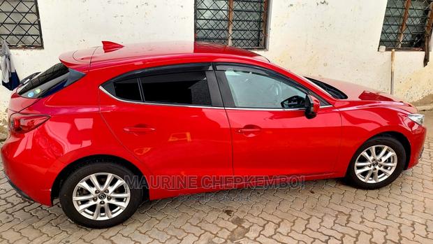 Mazda Axela 2016 Red
