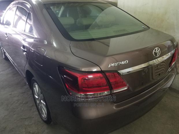2015 Toyota Premio 1.5 FWD in Gray - Perfect for Your Drive