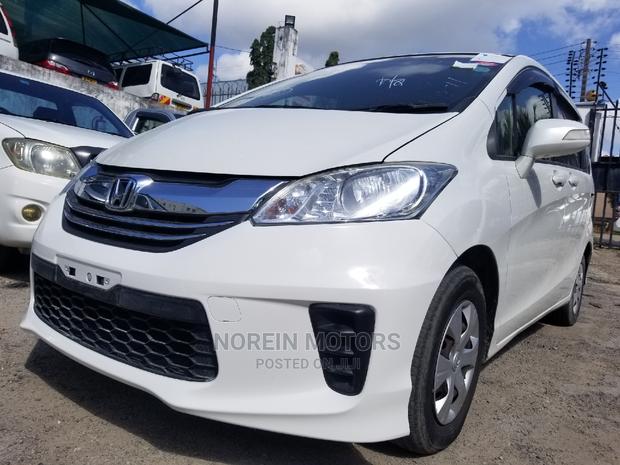 2015 Honda Freed White for Sale - Affordable and Spacious