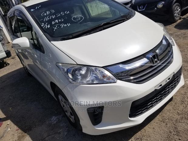 2015 Honda Freed White for Sale - Affordable and Spacious