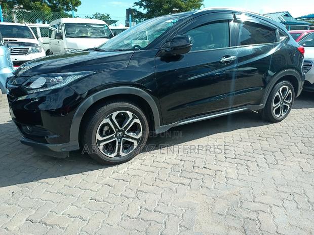 Honda Vezel 1.5 4WD 2016 Black