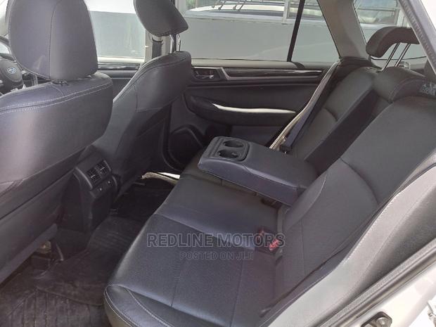 2016 Subaru Outback Pearl: Luxurious AWD Crossover
