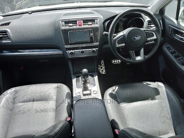 2016 Subaru Outback Pearl: Luxurious AWD Crossover