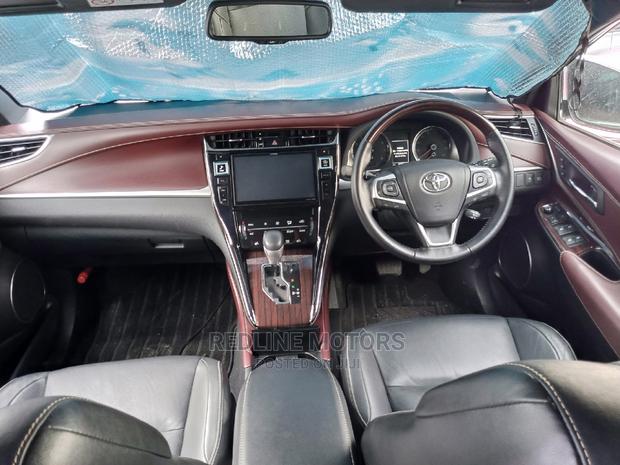 White 2016 Toyota Harrier 4WD 2.0 - Used Car