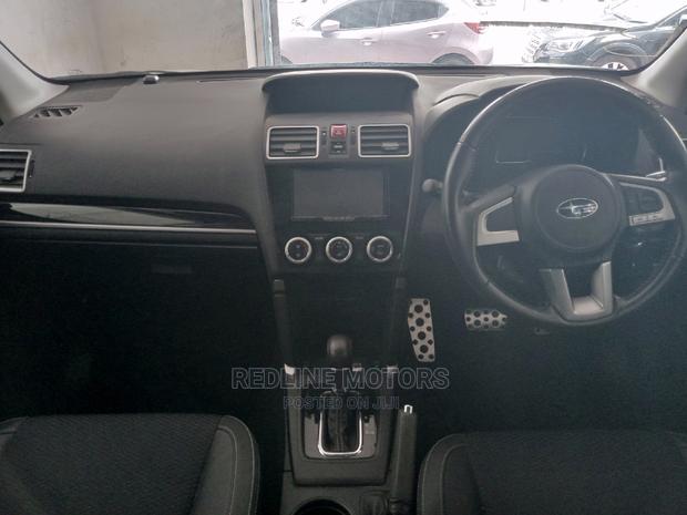 Off White Subaru Forester 2.5i AWD 2017 - Pre-owned SUV