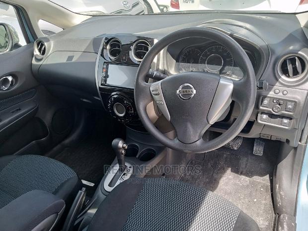 Ivory Nissan Note 2016: Compact, Efficient, and Family-Friendly