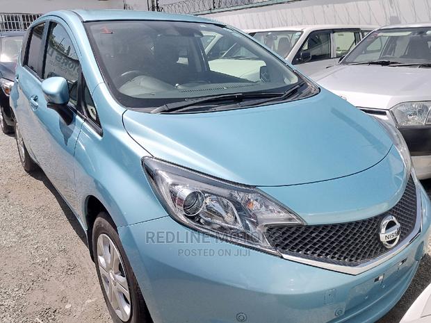 Ivory Nissan Note 2016: Compact, Efficient, and Family-Friendly