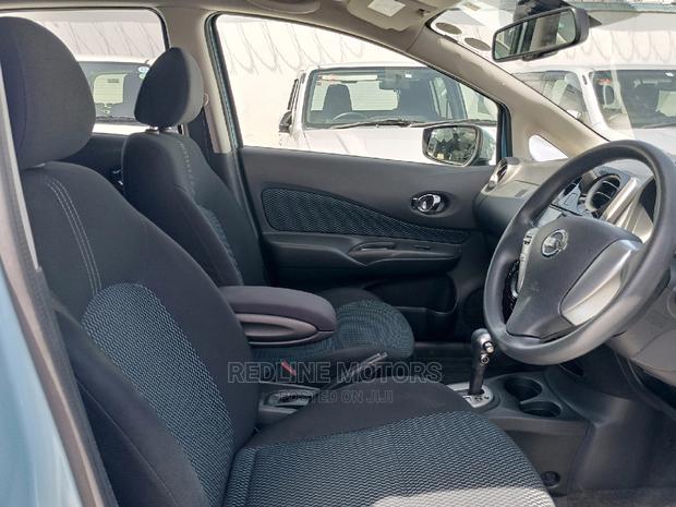 Ivory Nissan Note 2016: Compact, Efficient, and Family-Friendly