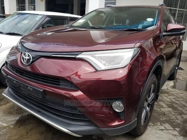 Used 2015 Toyota RAV4 LE 4dr SUV with 2.5L 4cyl 6A - Red