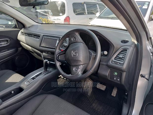 Honda Vezel Silver 2016: Compact SUV with Style & Comfort
