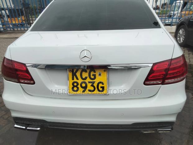 2010 Mercedes-Benz E200 Premium White Sedan