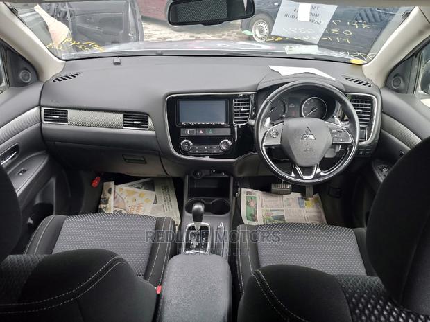 Mitsubishi Outlander ES AWC Teal 2017 – Used SUV Available