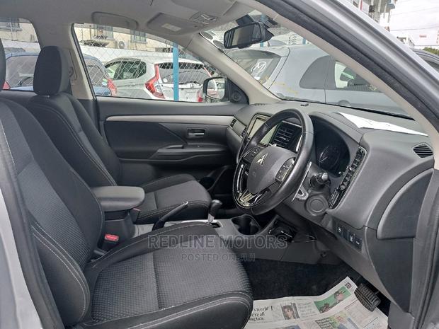 Mitsubishi Outlander ES AWC Teal 2017 – Used SUV Available